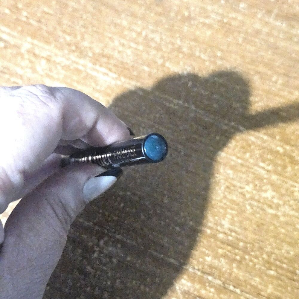 Farmasi Ink Liner Fine Point Eyeliner Pen Shade #05 Green, Brand New